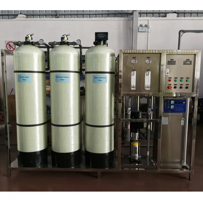 İyi Fiyat RO su Yumuşatıcı Ozon UV seçeneği ile Ters Osmoz içme makinesi için saatte 1000 litre LPH Tesisi 1