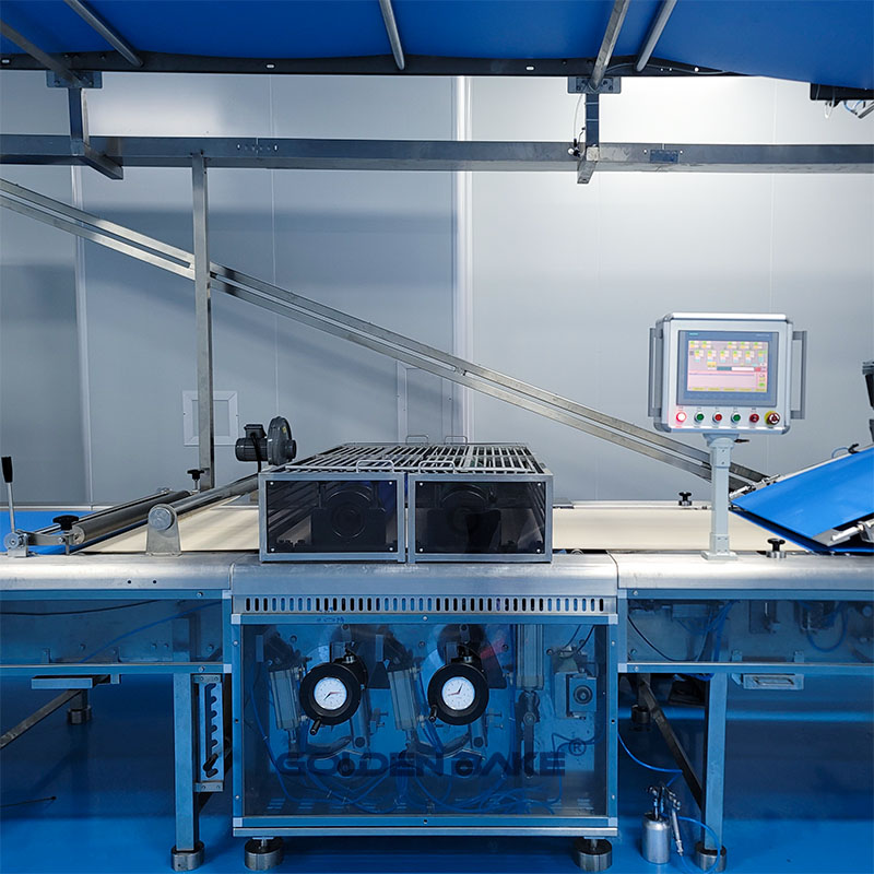 Rotary cutting machine--- cut the dough sheet in special shape 2