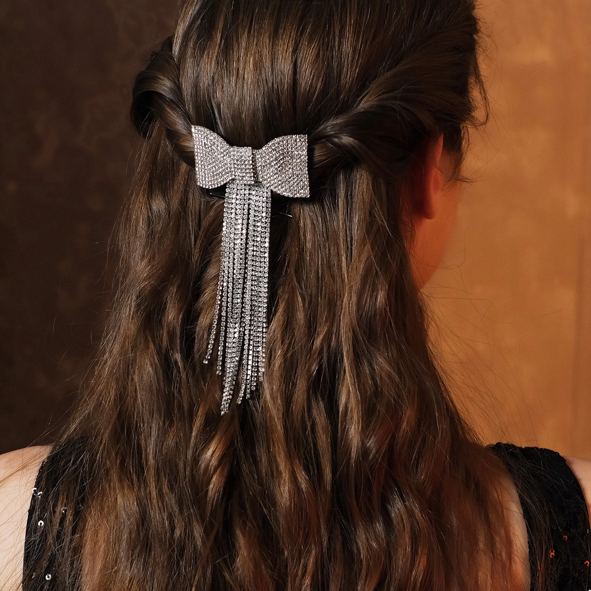Fashion Elegant Fully Rhinestone Embellished Bow Hair Clip with Luxurious Long Tassels hair clips for women 1