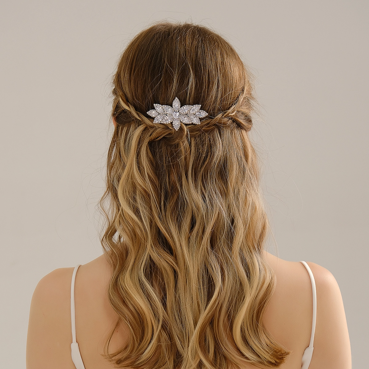 Simple Versatile Zircon Flower Hair Clip For Women Luxurious Sweet Rhinestone Hair Accessories 1
