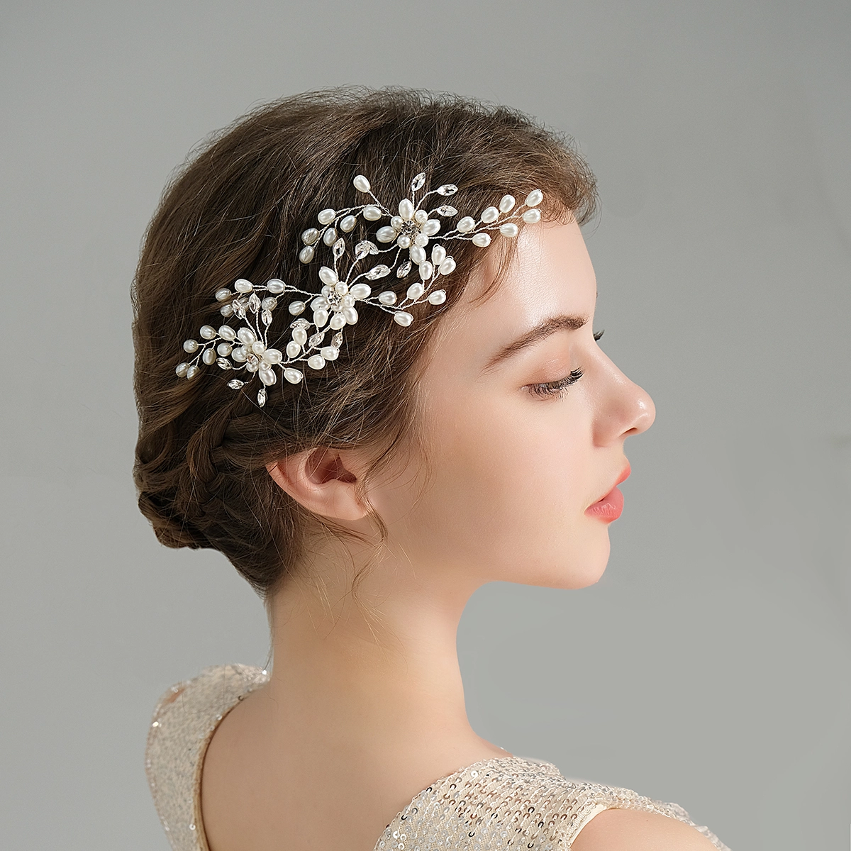 Elegan Exquisite Handwoven Imitation Pearl Flower Hair Pin Simple Bridal Rhinestone Hair Jewelry 1