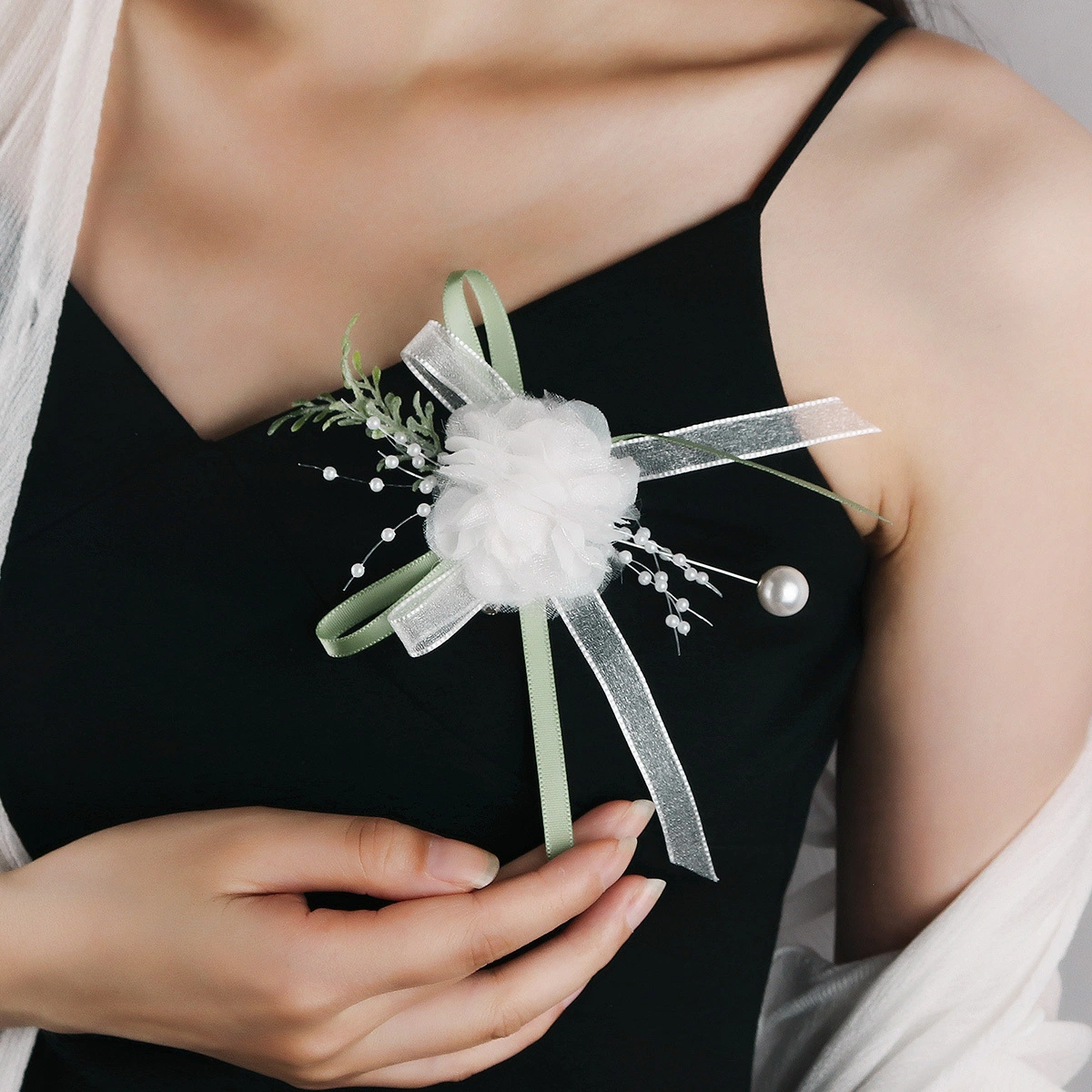 Exquisite Handmade Flower Imitation Pearl Brooch Western Style Wedding Bride Bridesmaid Corsage 1