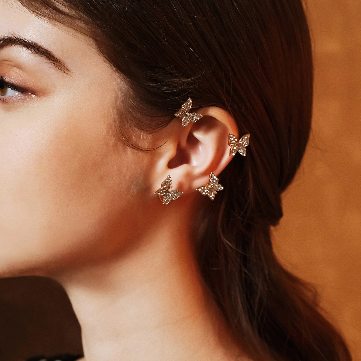 Exquisite Rhinestone Butterfly Ear Cuff 2 Pcs/Set Fashion Elegant Earring Hooks for Women's Daily Accessories 1