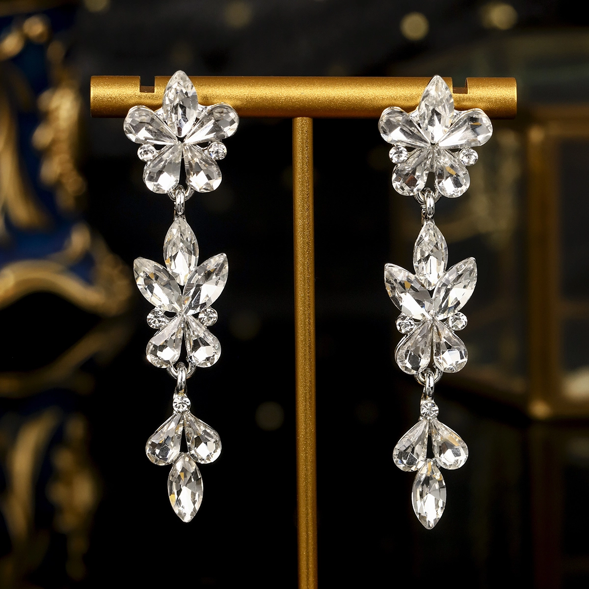 Euro-American New Style Rhinestone Earrings Fashion Women's Jewelry Delicate Long Drop Earrings Wholesale 1