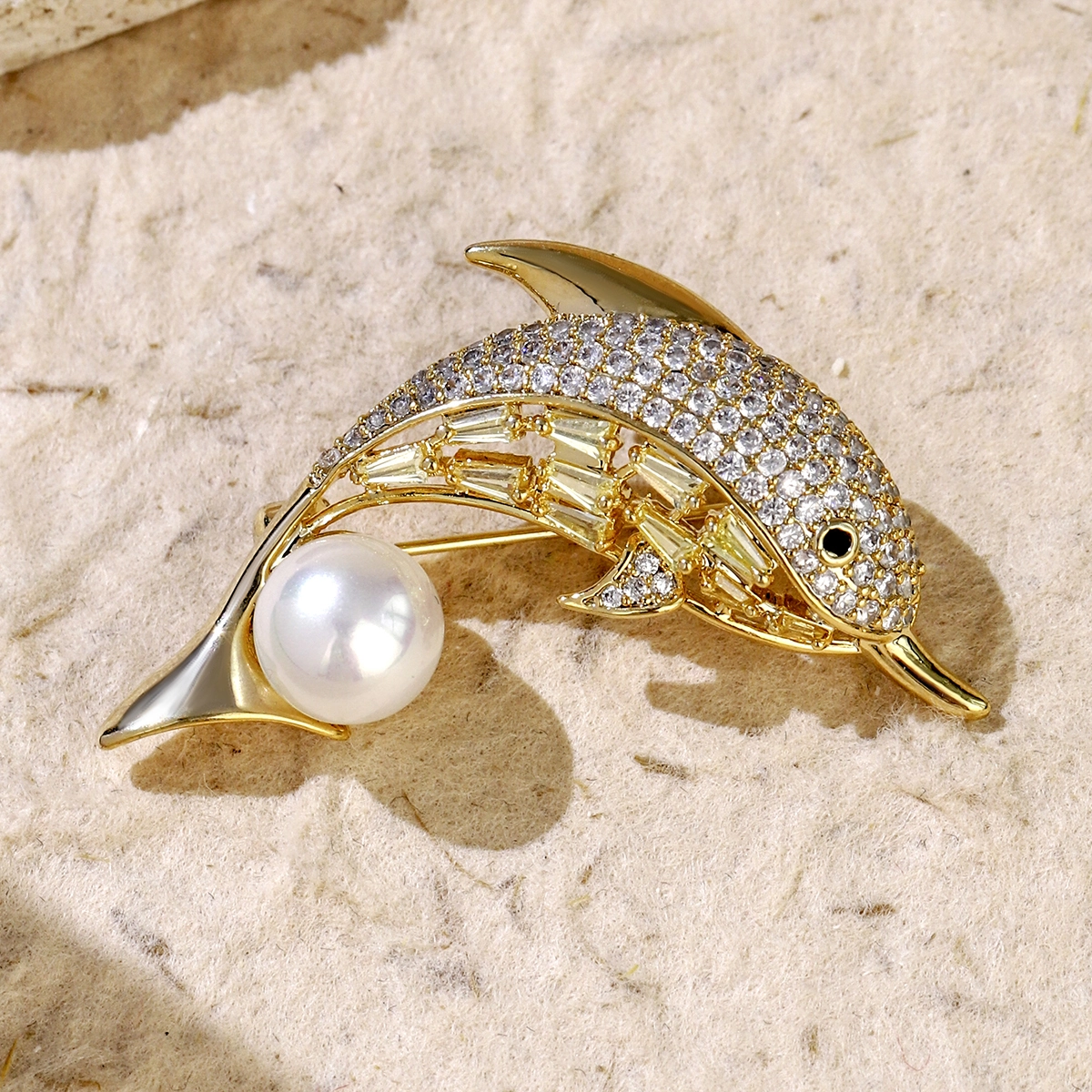 Cute Creative Dolphin Zircon Brooch Fashion Metal Pin Simple Daily Women's Jewelry 1