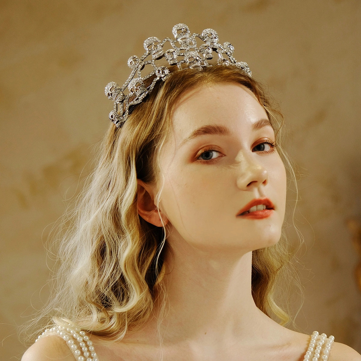 European American Halloween Hair Accessories Rhinestone Alloy Crown Fashion Party Jewelry Dark Queen Skull Crown 1