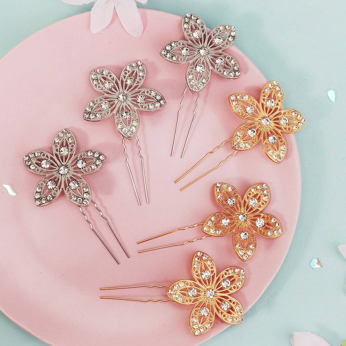 Nuevo tocado de flores de aleación, 3 piezas/juego, exquisito diseño ahuecado, horquillas para el cabello con diamantes de imitación de moda, joyería para novia 1