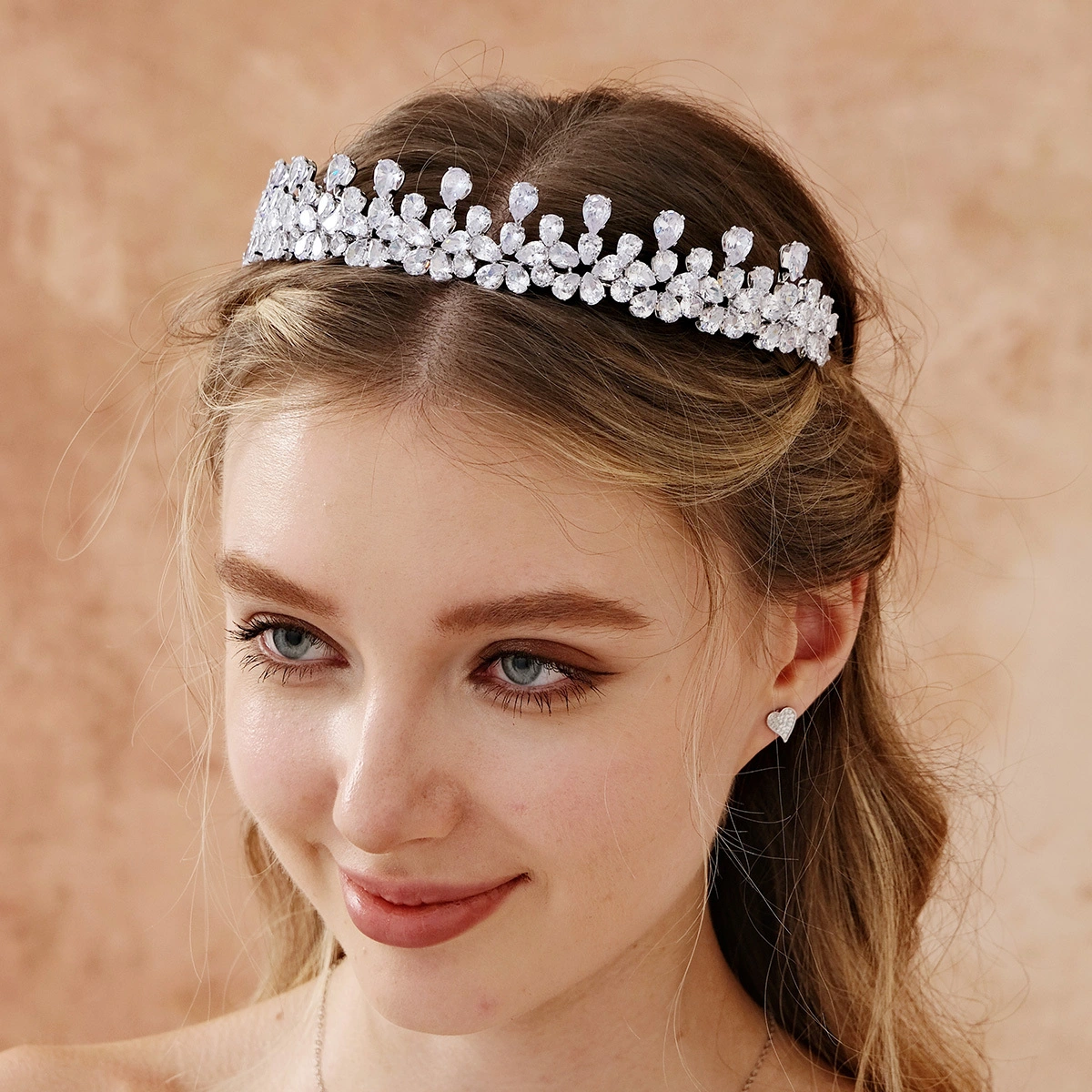 Nuevo estilo de lujo con corona de circón, corte retro, accesorios para el cabello de cristal, joyería de boda, tiara nupcial 1
