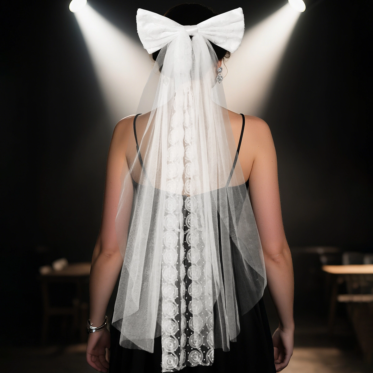 Velo de lazo blanco con estilo europeo americano, accesorio para el cabello de novia, exquisito velo con diseño de rosa. 1