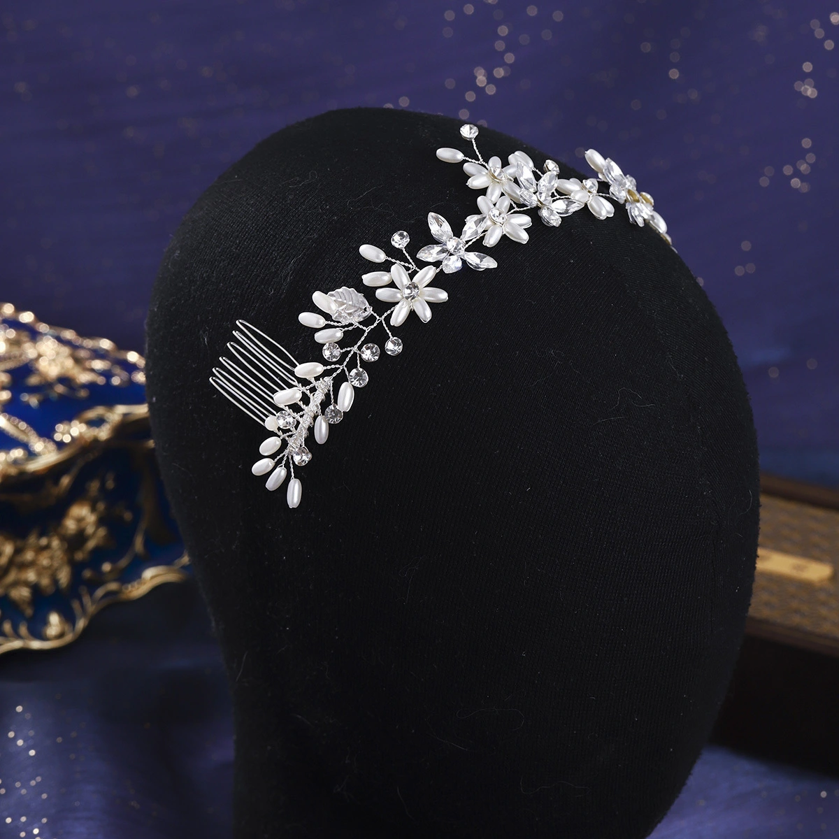 Diadema nupcial hecha a mano con doble peineta y cuentas, sencilla y versátil, con perlas y diamantes de imitación. 1