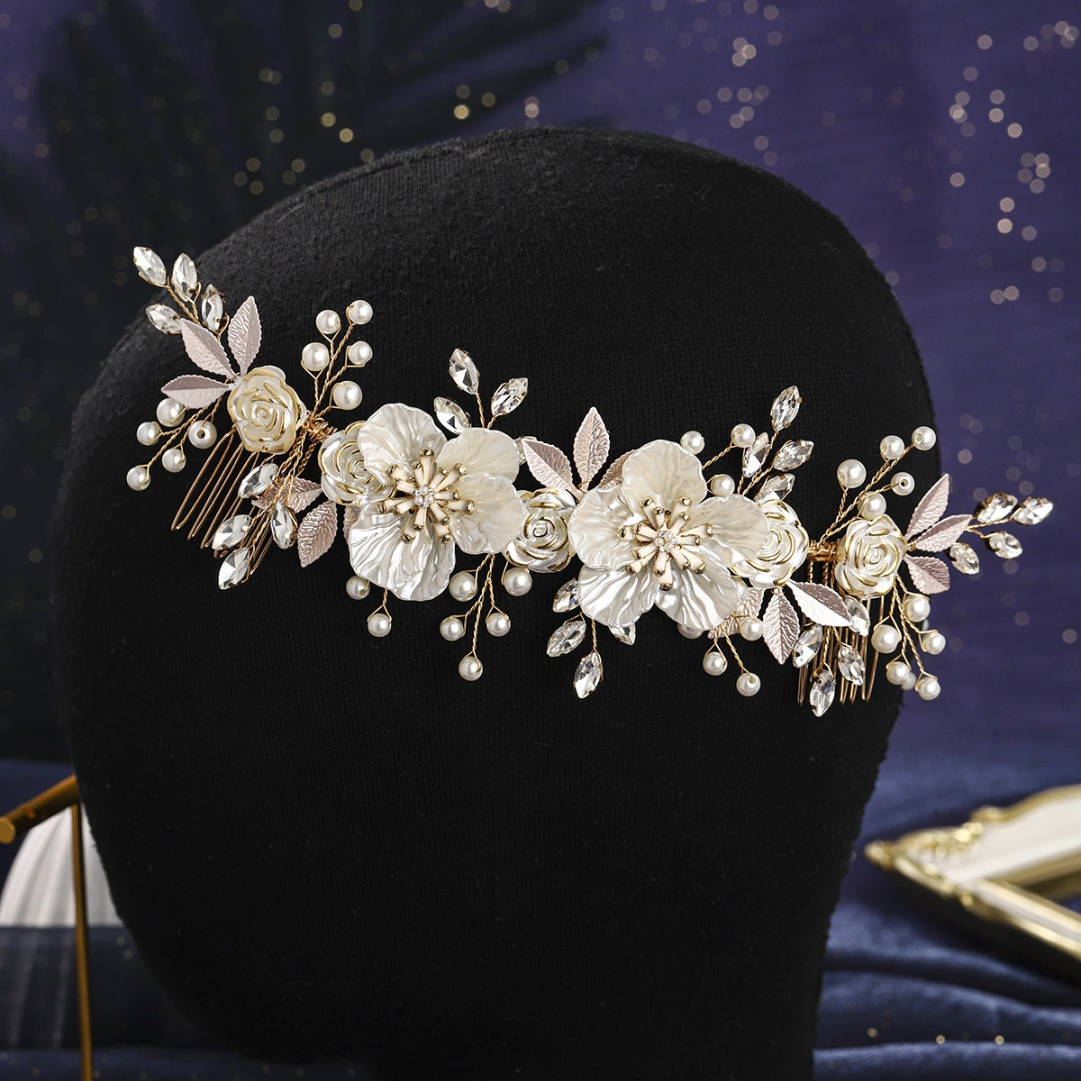 Diadema nupcial europea-americana con perlas, estilo retro con flores y hojas, doble peine, ideal para fiestas, bodas y uso diario. 1