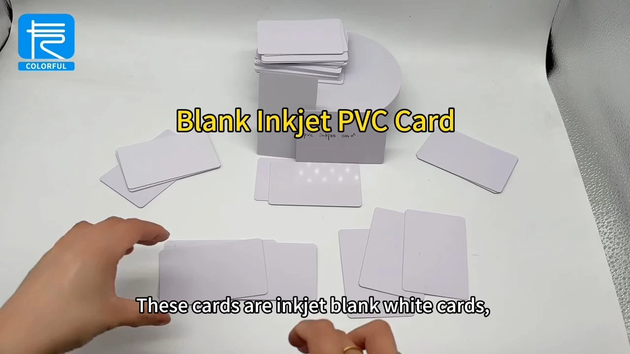 Carte vierge à jet d'encre CR80 PVC blanc 1