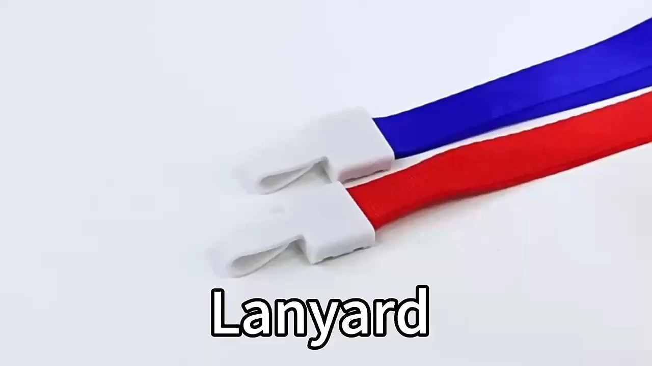 Cordones de poliéster para tarjetas de identificación