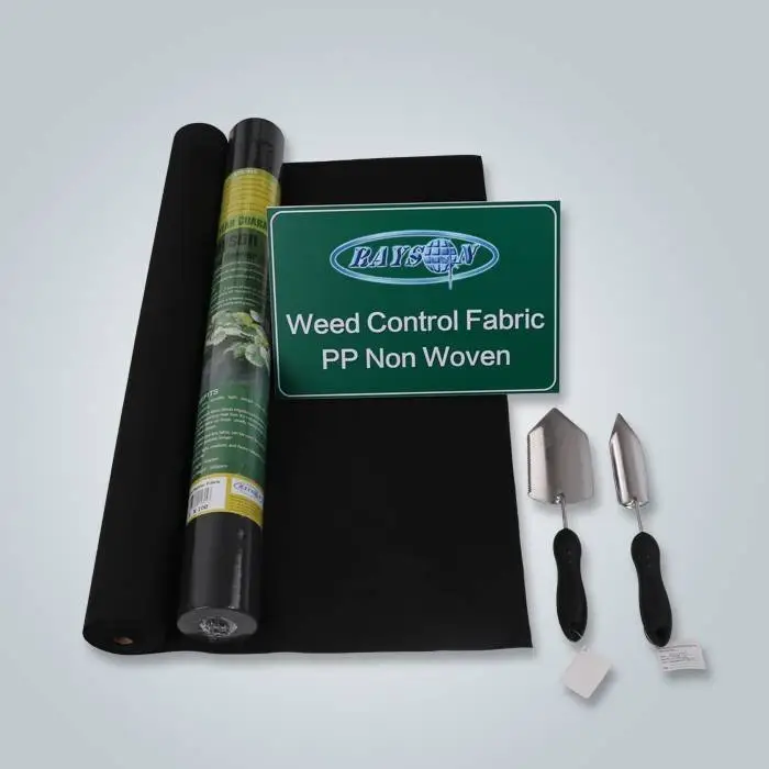 Cost effective non woven spunbond weed fabric in black color 1