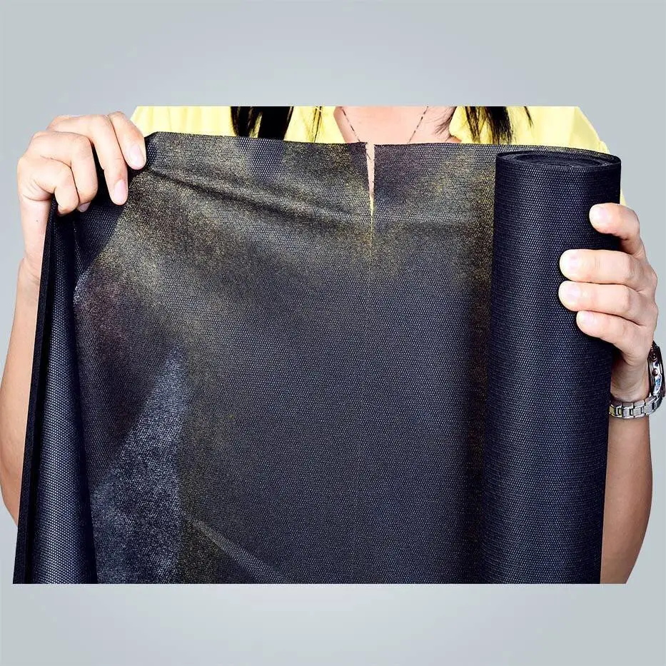 Fournisseur de tissu non tissé spunbond noir 100% polyester 1