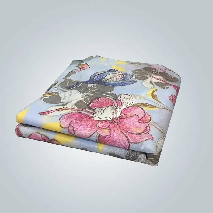 Çiçek Desenli Özel Baskılı Non Woven Masa Örtüsü 1