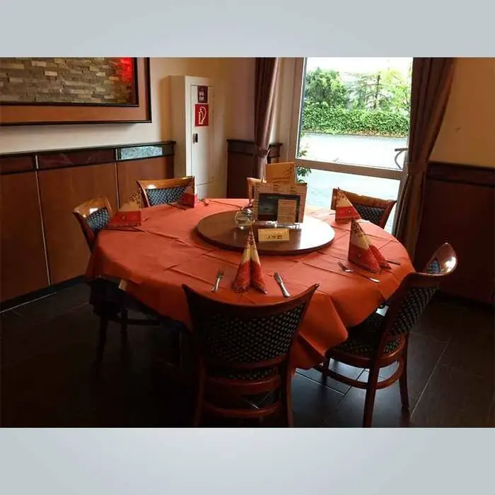 Wholesale prices round non woven table cover with excellent quality 1