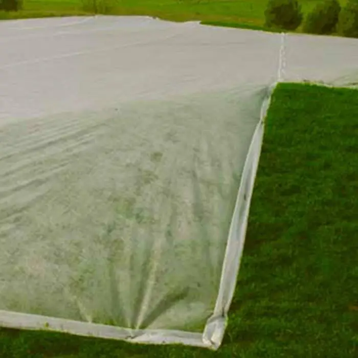 Landwirtschaftlicher Vliesstoff aus 100 % Spunbond PP, der in der Landwirtschaft verwendet wird 1