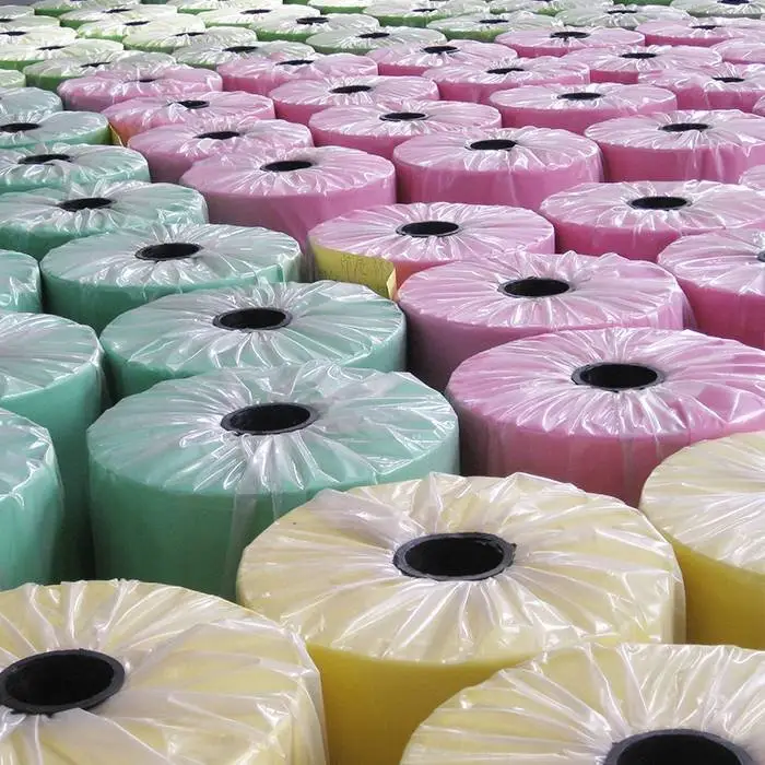 Tela no tejida PP Spunbond del proveedor de Foshan para uso en sofás con colores Muti 1