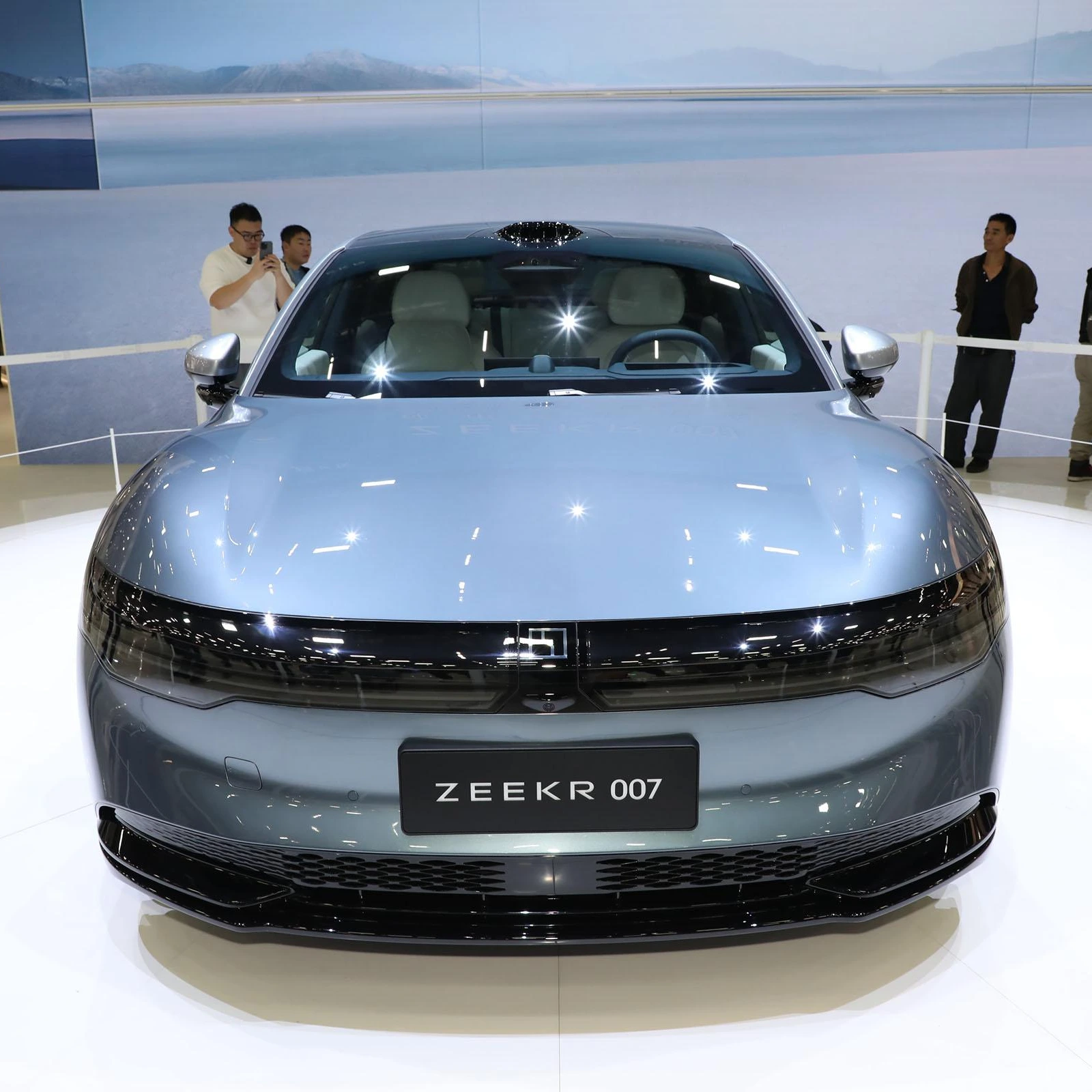 سيارة كهربائية Zeekr 007 مع سيارة GEELY ev 4WD محرك ذكي 75kwh سيارات متوسطة 616 كجم مركبة كهربية نقية عالية السرعة للبيع سيارة كهربائية رخيصة 1