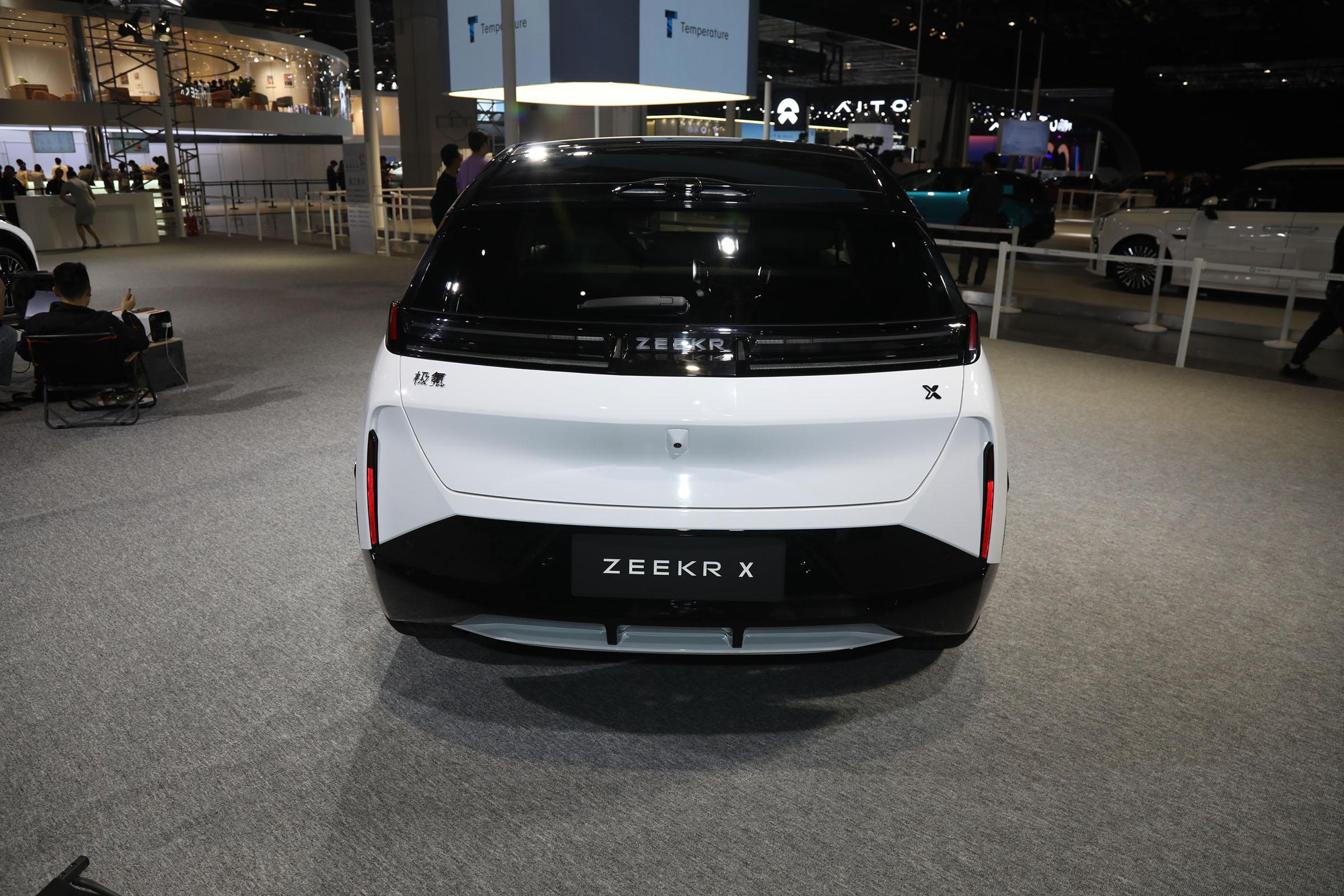 Zeekr X 2025 с новым автомобилем. Новейший китайский Zeeker Suv. Оптовая продажа с фабрики. Новые энергетические автомобили. 5-дверные 5-местные дешевые автомобили с задним приводом. 420-километровый электромобиль на продажу. 4
