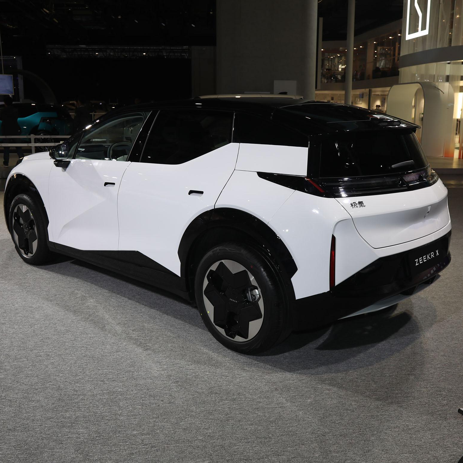 Zeekr X 2025 с новым автомобилем. Новейший китайский Zeeker Suv. Оптовая продажа с фабрики. Новые энергетические автомобили. 5-дверные 5-местные дешевые автомобили с задним приводом. 420-километровый электромобиль на продажу. 3