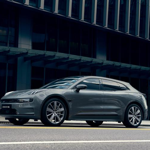 Zeekr 001 2025 معك الإصدار 100kWh 4WD طويل المدى Geely Zeekr سيدان فاخر عالي السرعة سيارات الطاقة الجديدة المصنوعة في الصين 5 أبواب 5 مقاعد سيارة كهربائية للبيع بسعر رخيص 4