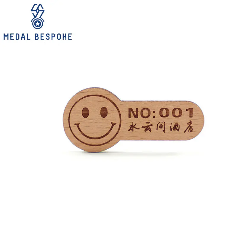 Distintivi di legno personalizzati personalizzati personalizzati 5