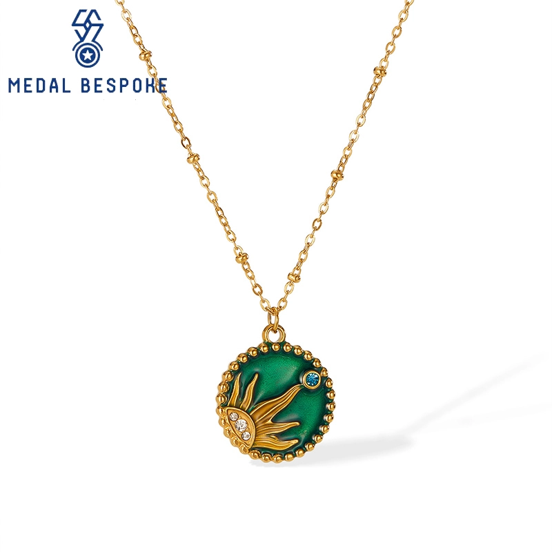 Collana con dimensioni di forma irregolare con incisione personalizzata - Medaglia su misura 1