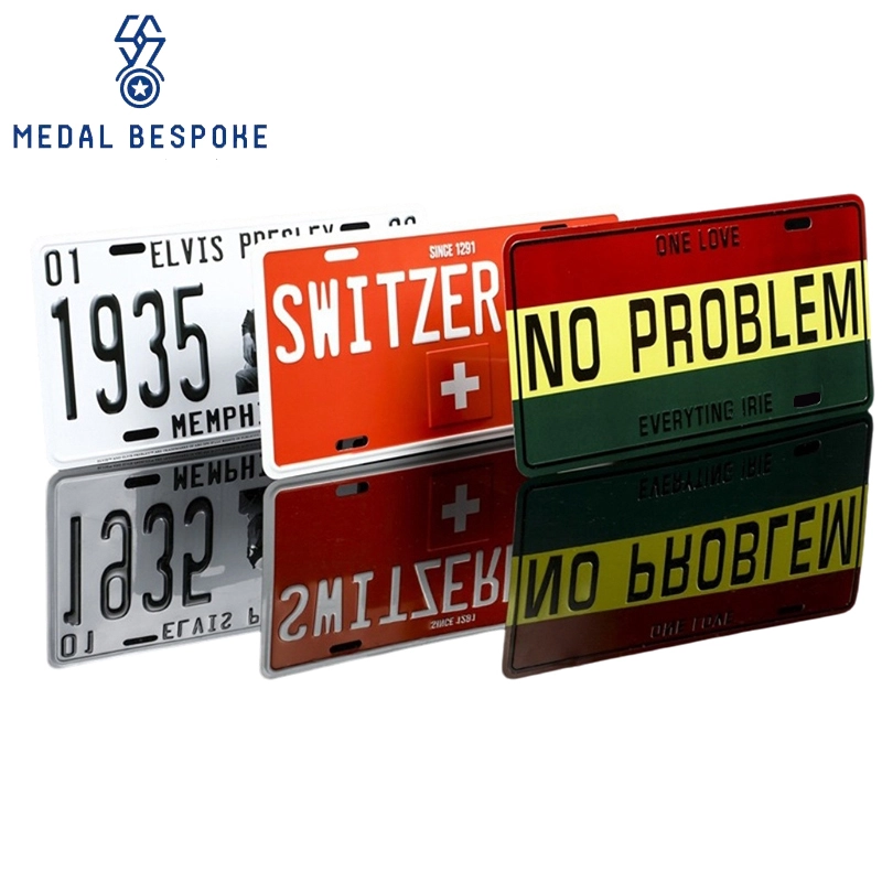 Customized Square-Shaped Commemorative Nameplate — Medal Bespoke 1