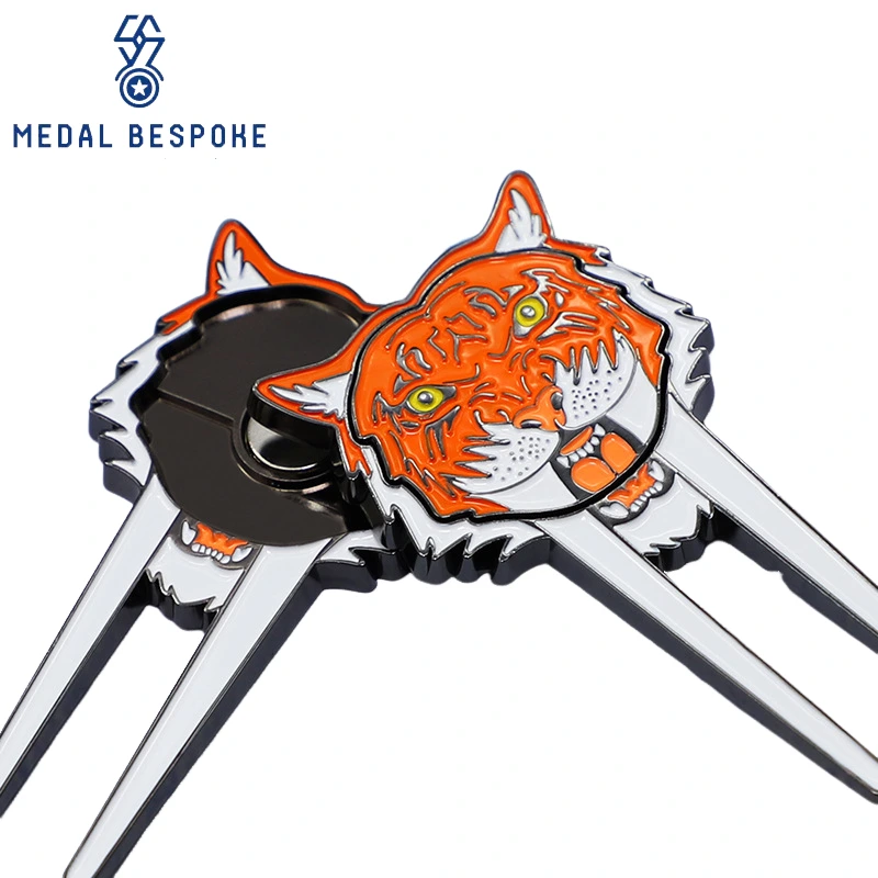 Customized Tiger Shape Golf Fork— Medal Bespoke 1