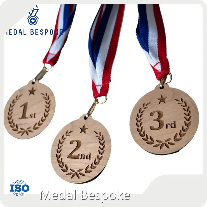 Medaglioni di legno personalizzati ddpfor business 1