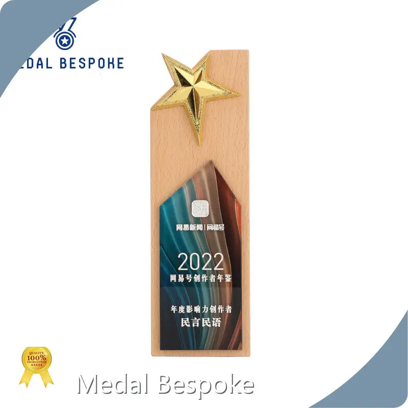 Medaglia Medali personalizzati su misura in legno massiccio ， legno composito ， legno ecologico 1