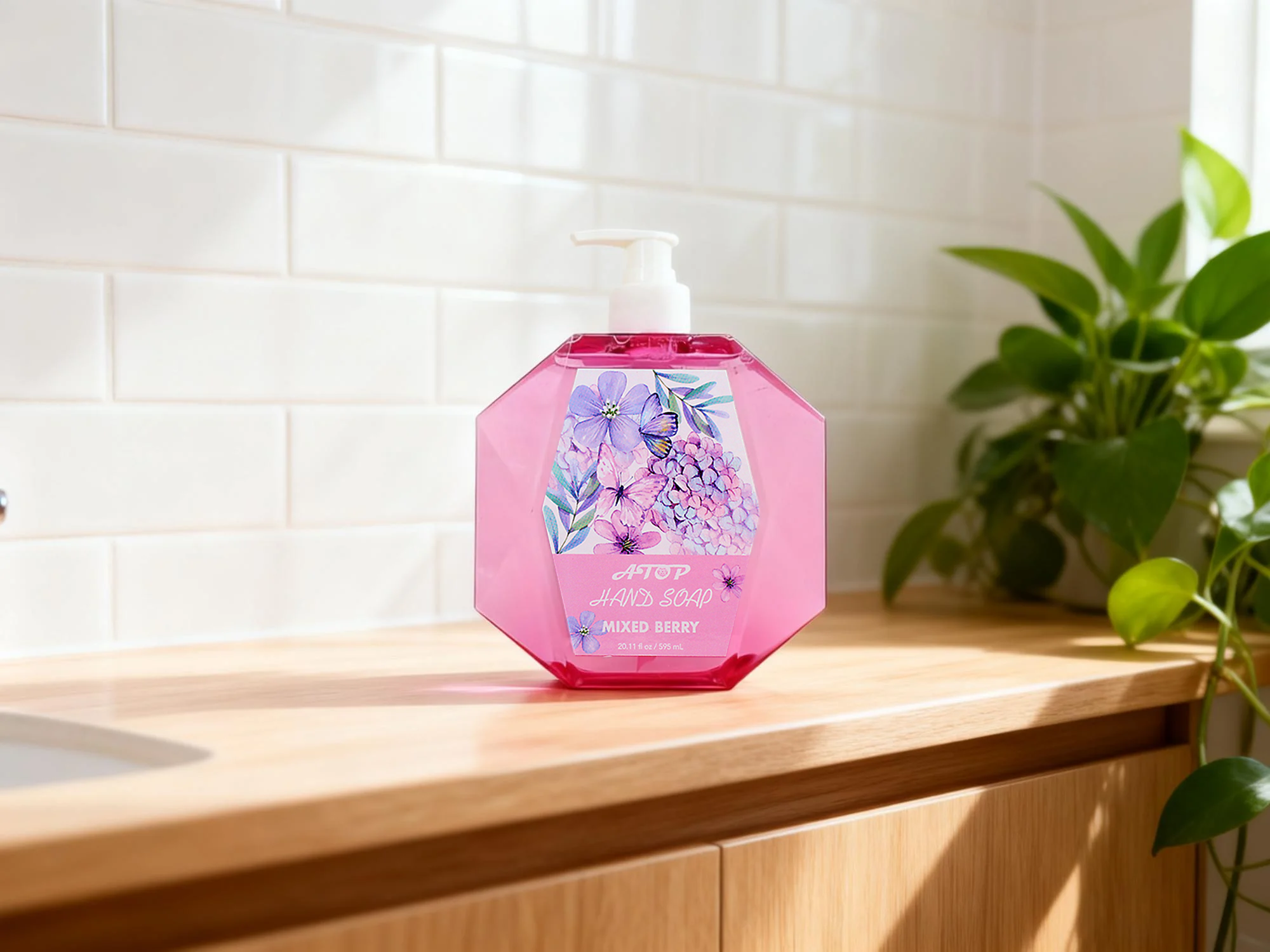 Handzeep met gemengde bessen - 595 ml | Milde reiniging met een verfrissende bessenmix 2