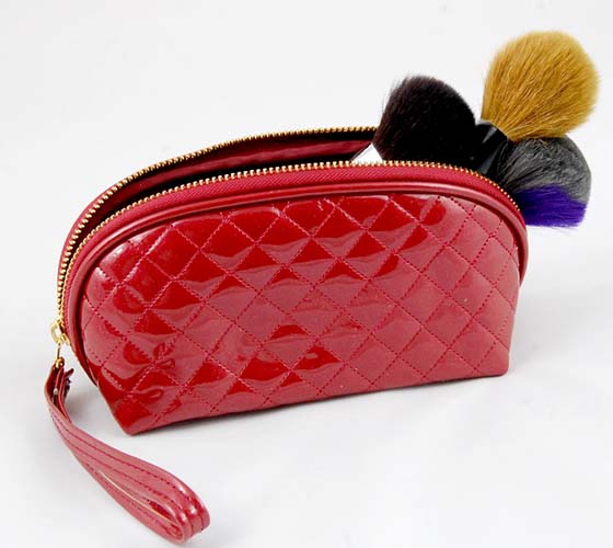 compact makeup brushes online with super fine tips 4