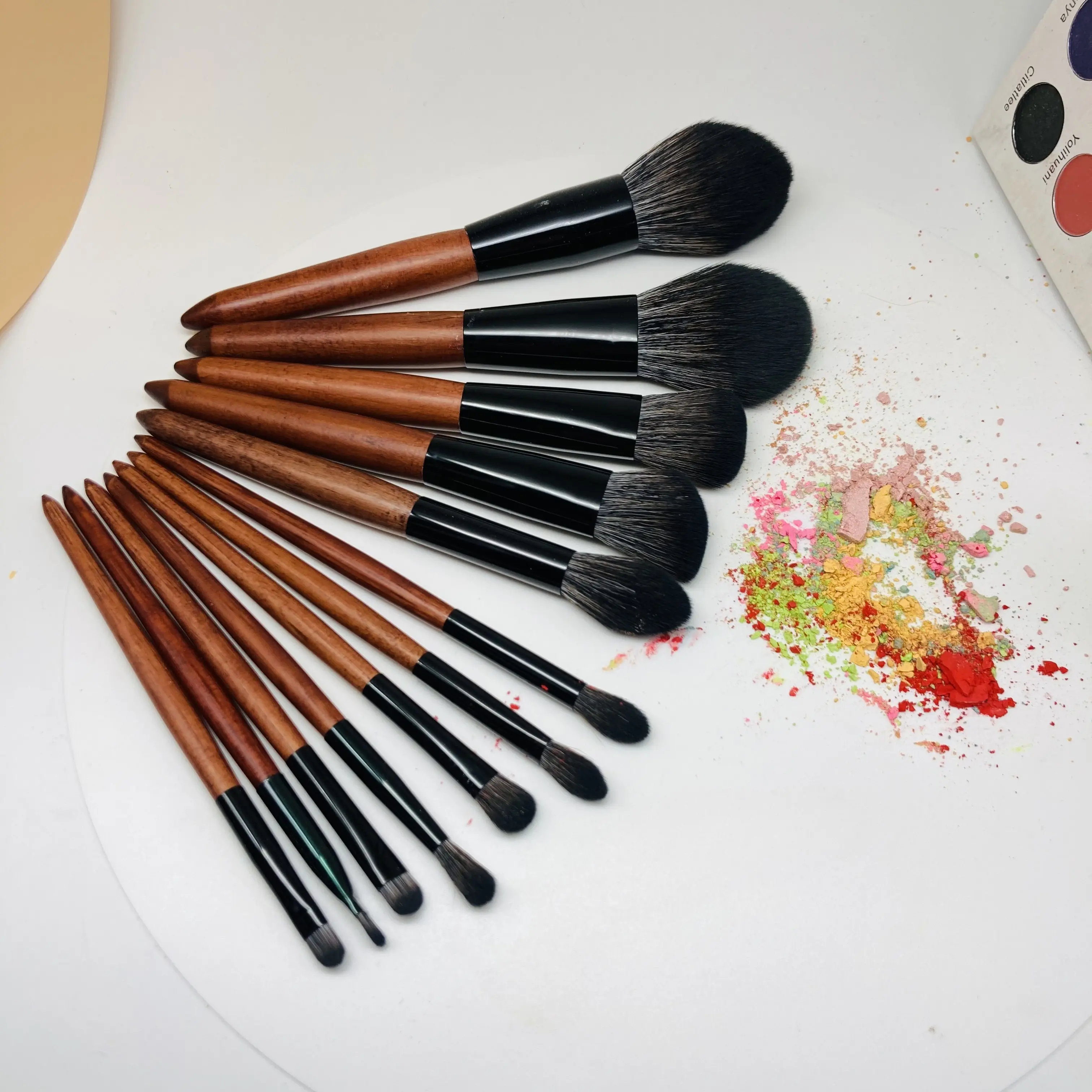 Erschwingliche Make -up -Bürstensets von Suprabeauty-1 3
