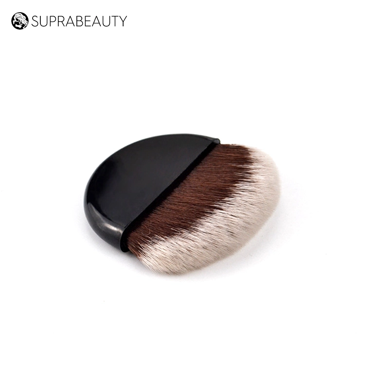Suprabeauty kompaktes Rouge-Etui, ovaler Grundierungspinsel Mini 1