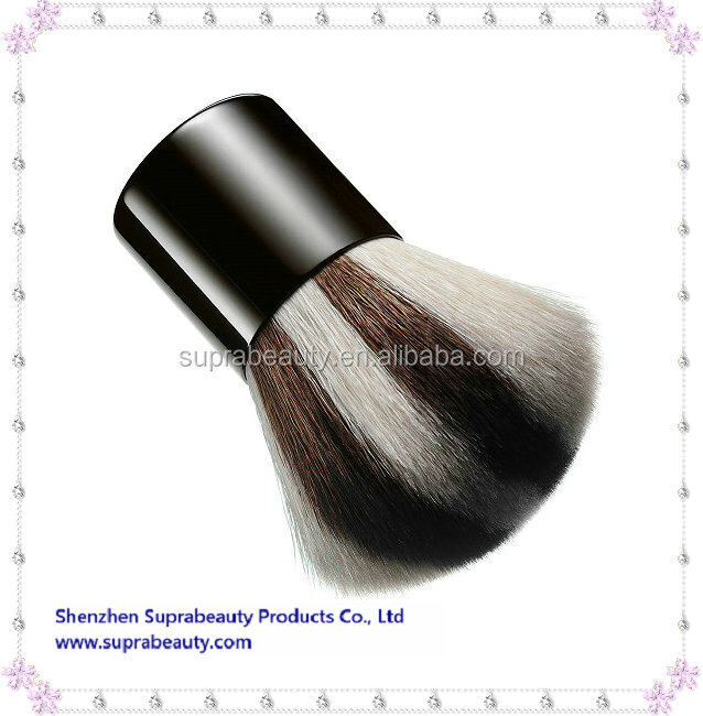 Pennello cosmetico kabuki ecologico con manico in bambù 4