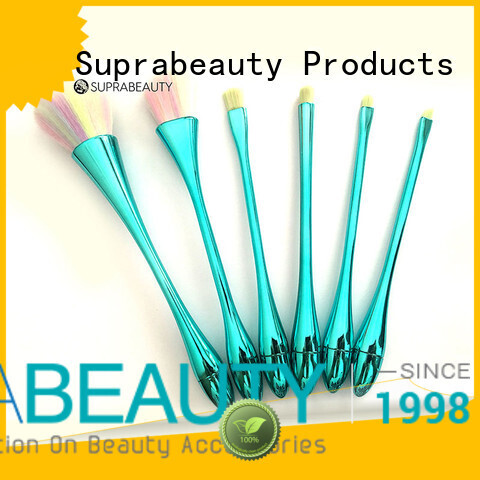 学生に人気の合成毛のメイクブラシセット Suprabeauty 1