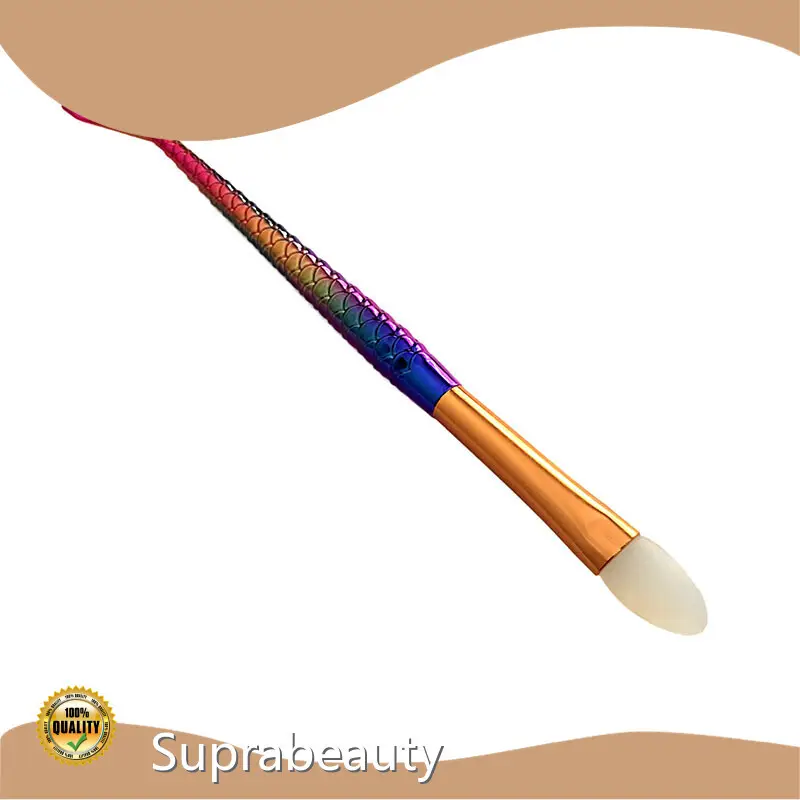 Silikon -Lidschattenbürste in kostenlos für 1pc von verfügbar von Suprabeauty 1