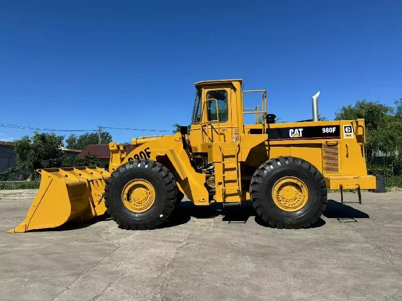 Impressive Stats and Facts About the Cat 908 Wheel Loader 1