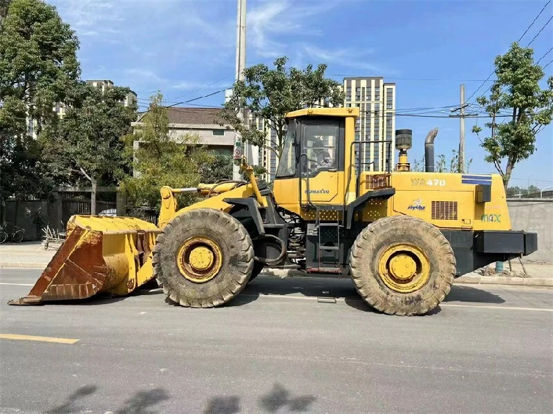 İşlənmiş Komatsu WA470 ön təkər yükləyicisi, nominal yükü 5 ton olan tikinti maşınları 1