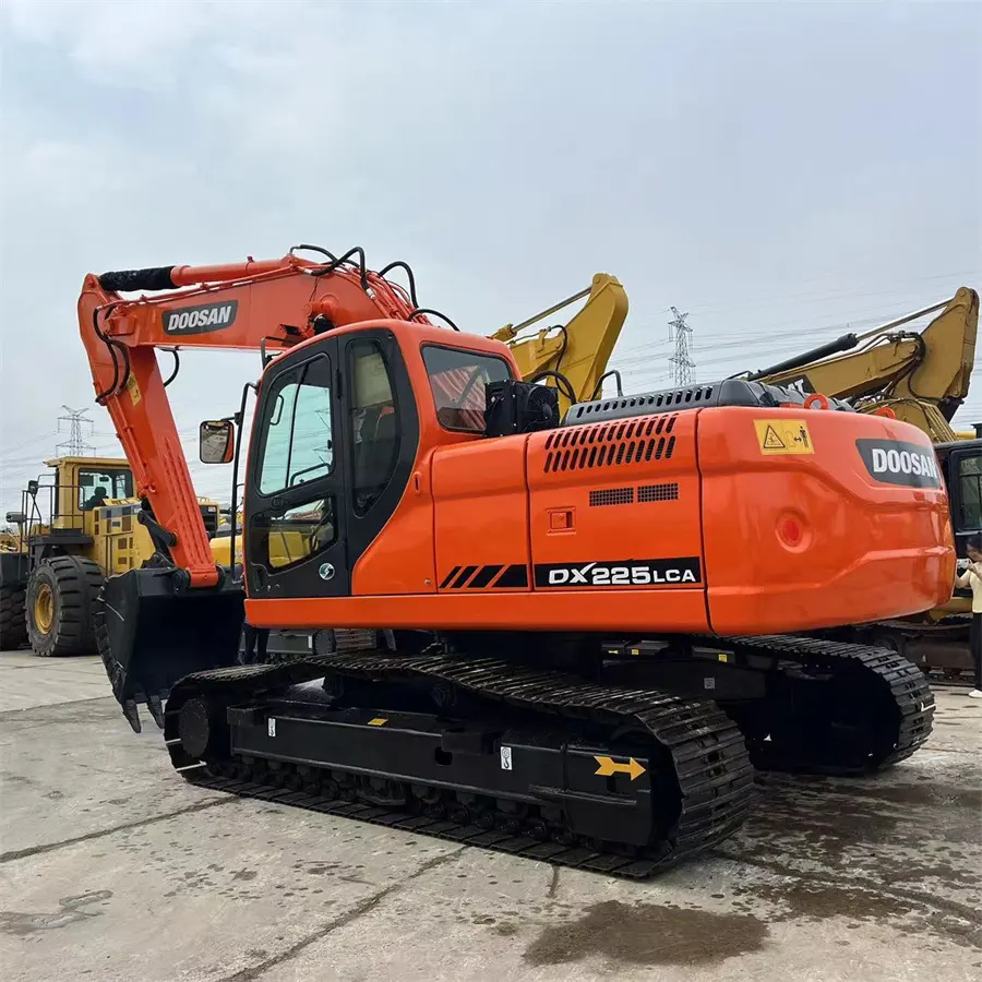 Topused Track Excavators for Sale 1.05m3 Red 2