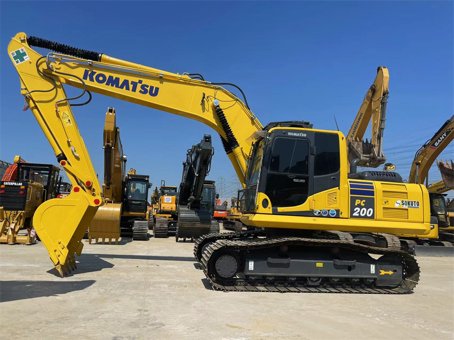 Ginamit na Japan Made Komatsu PC200 Hydraulic Crawler Excavator 20Tons para sa Konstruksyon 1