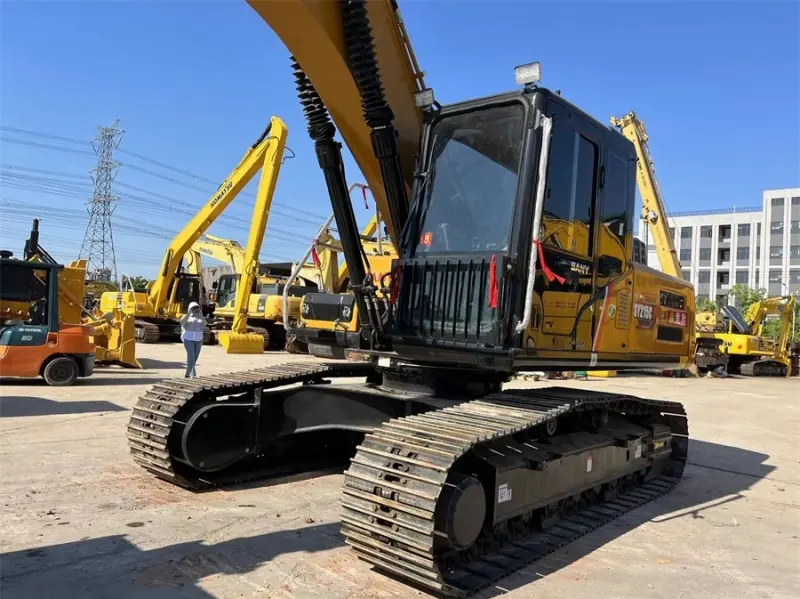 Custom Used Track Excavators for Sale 4
