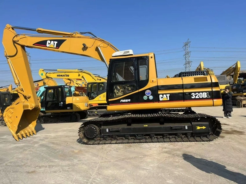 آلات C Y Q 20 طن حفار قطة مستعملة حفار كاتربيلر 320CL بحالة جيدة للبيع 1