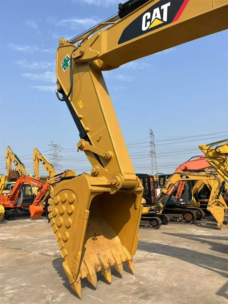 Cyq Used Excavator Used Mini Track Hoes for Sale 330D Used Mini Track Hoes for Salefactory 5