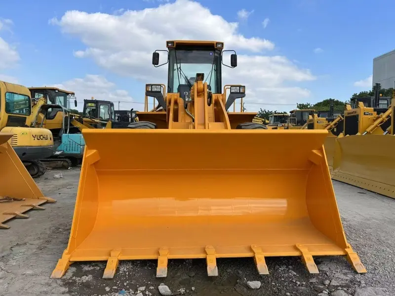 Custom Used Excavator Supplier 3