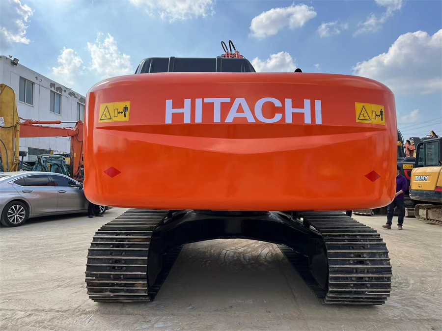 Used Japan Excavator Hitachi ZX240 Earth Moving Weight 24 Tons