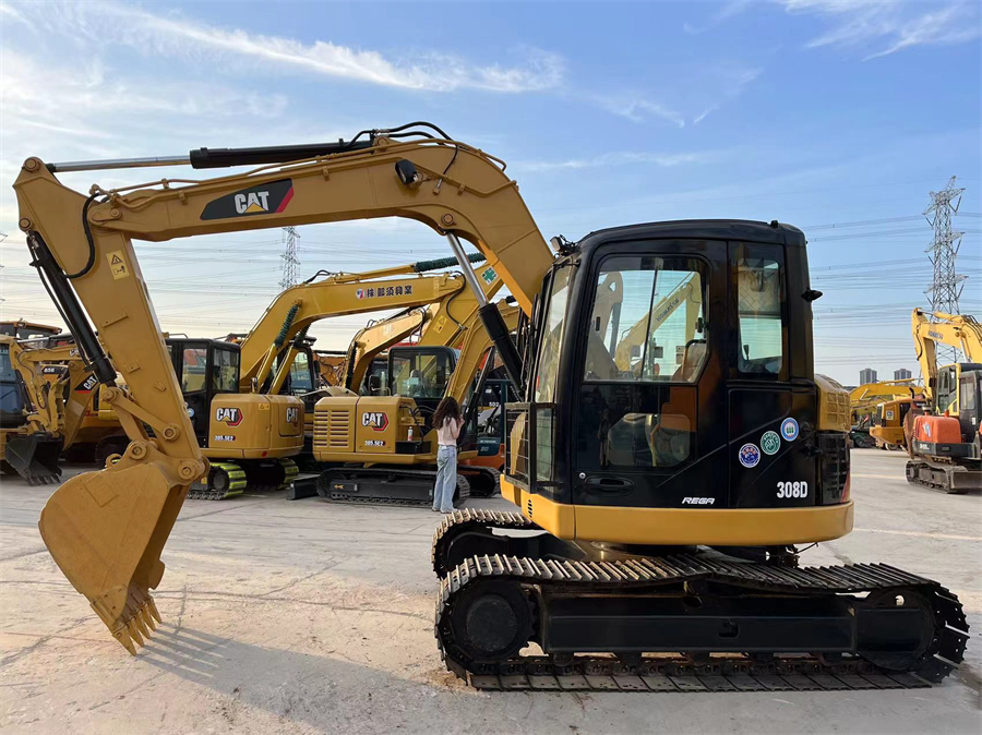 Ginamit na Small Excavator CAT 308D Weight 8Tons Flexible Construction Equipment 1
